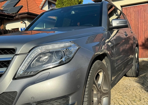 Mercedes-Benz GLK cena 74000 przebieg: 128000, rok produkcji 2012 z Warszawa małe 232